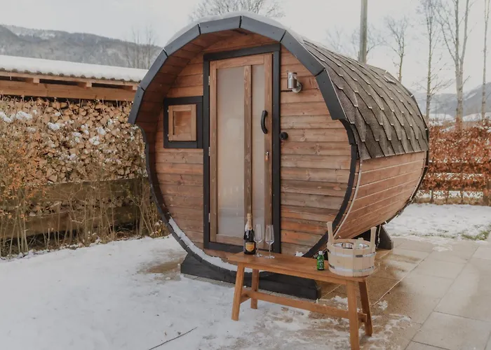 I - Private Alpine Cahlet Next To Tegernsee For Family & Friends - Including Sauna & Free Parking *